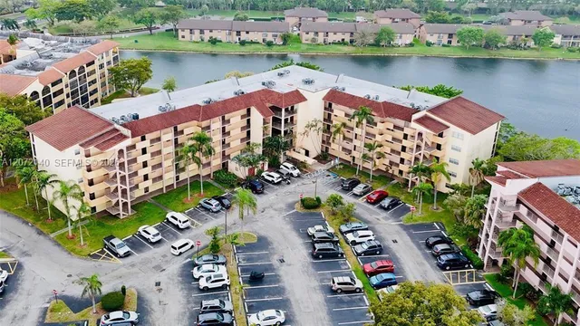 2-bedroom home at 3955 N Nob Hill Road #403, Sunrise