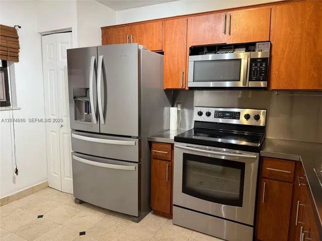 3-bedroom rental at 20800 NE 8th Court #206-17, Miami