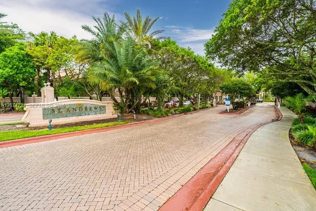 1-bedroom rental at 12166 Saint Andrews Place #104, Miramar