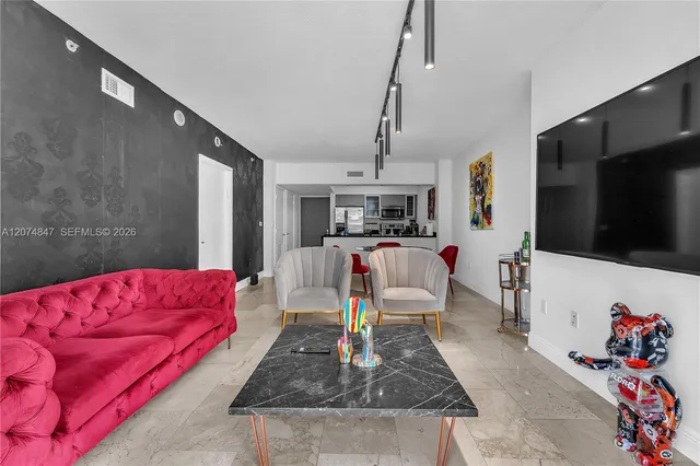 1-bedroom rental at 1750 N Bayshore Drive #2004, Miami