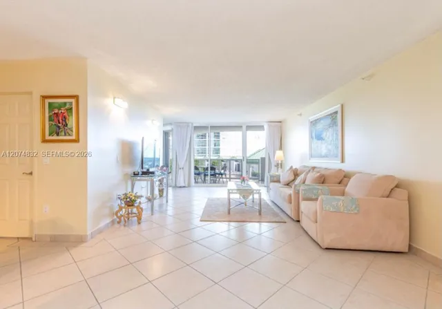 2-bedroom rental at 16711 Collins Avenue #706, Sunny Isles Beach