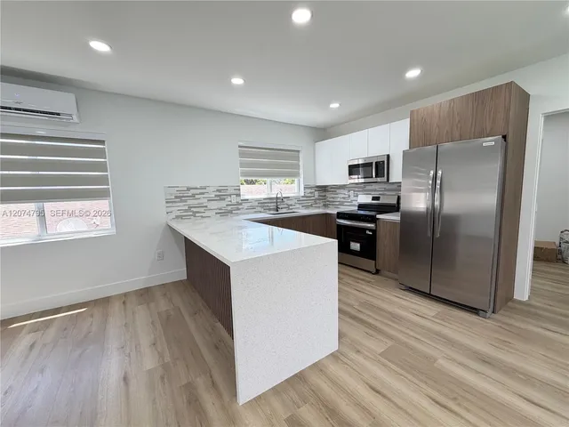 1-bedroom rental at 311 SW 27th Avenue #317, Miami