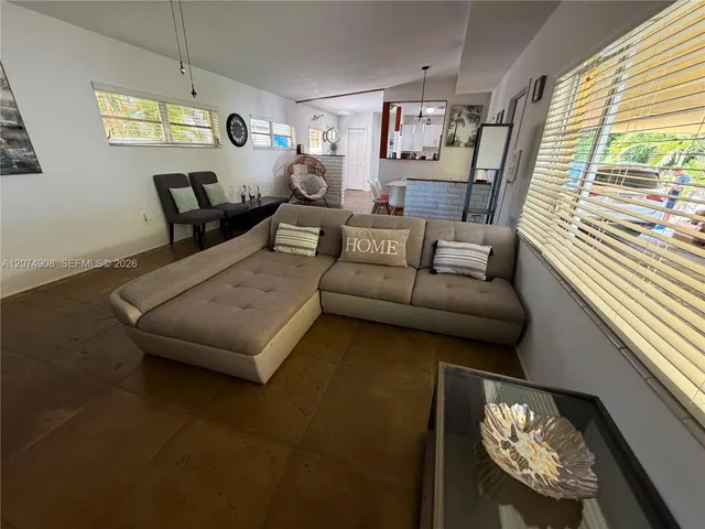 2-bedroom rental at 935 Polk Street #0, Hollywood