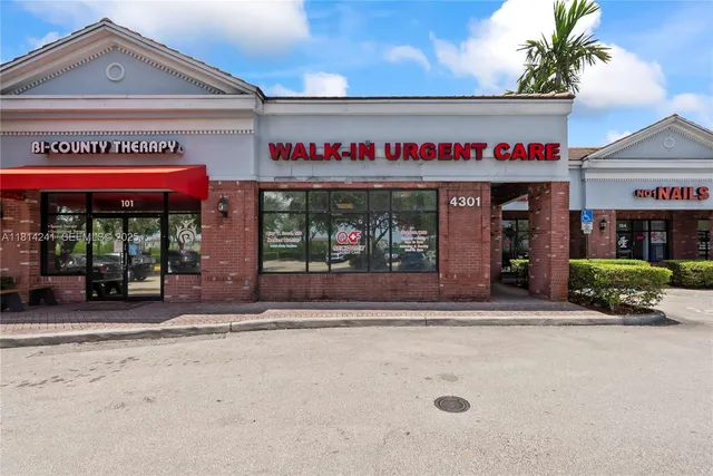 Commercial at 4301 S Flamingo Road, Davie