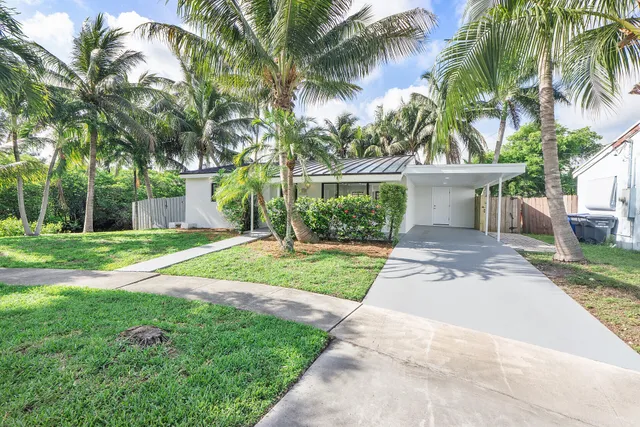 2-bedroom home at 3030 ARTHUR Street, Hollywood