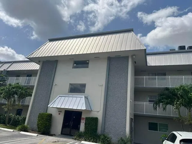2-bedroom rental at 2960 RIVERSIDE Drive #318-2, Coral Springs