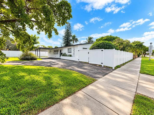 4-bedroom home at 1220 NE 8th Street, Pompano Beach