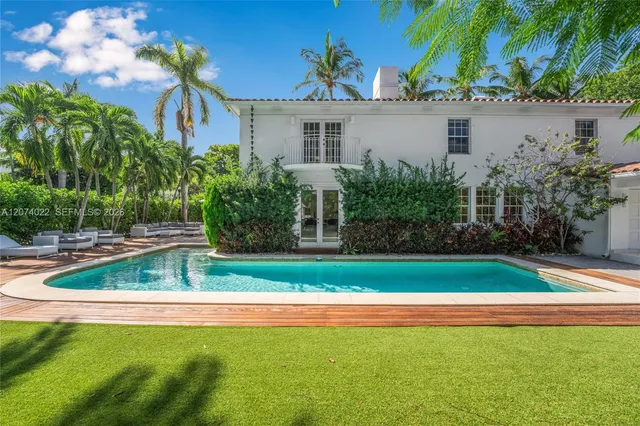 5-bedroom home at 140 N Hibiscus Drive, Miami Beach