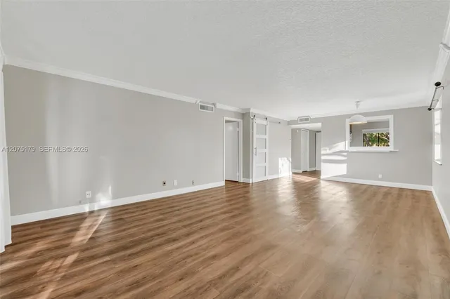 2-bedroom home at 402 Lakeview Drive #201, Weston