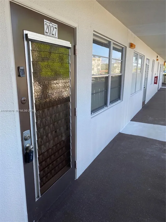 2-bedroom rental at 2027 Hythe B #2027, Boca Raton