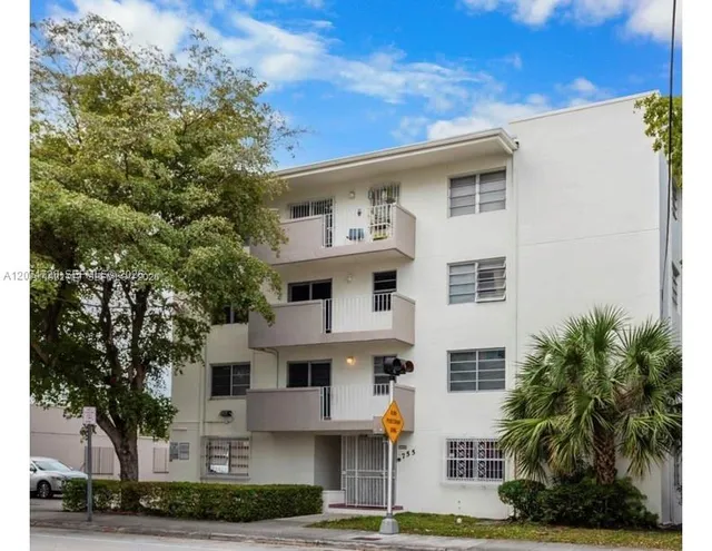 2-bedroom rental at 755 SW 6th Street #6, Miami