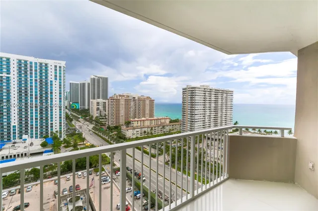 1-bedroom rental at 1985 S Ocean Drive #17K, Hallandale Beach