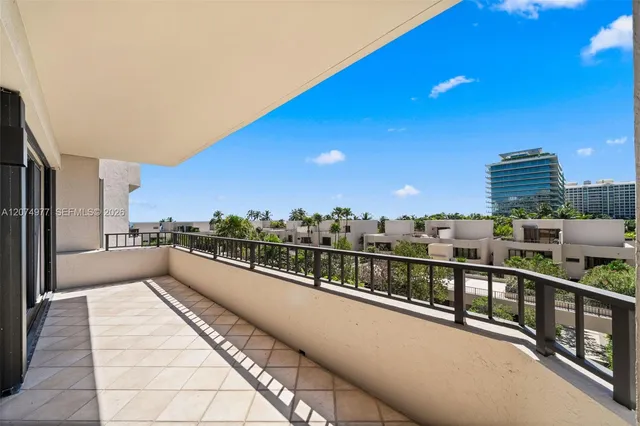 2-bedroom rental at 201 Crandon Boulevard #431, Key Biscayne