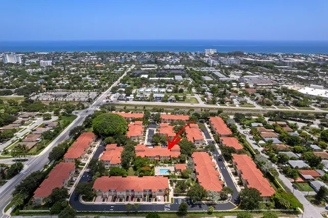 3-bedroom home at 1020 E LONGPORT Circle #6B, Delray Beach