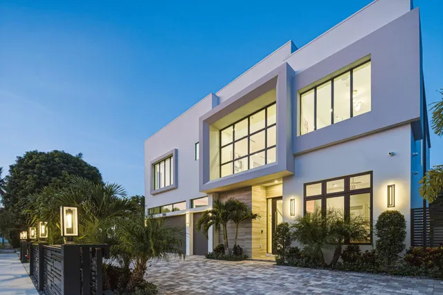 5-bedroom home at 1300 NE 4TH Court, Boca Raton
