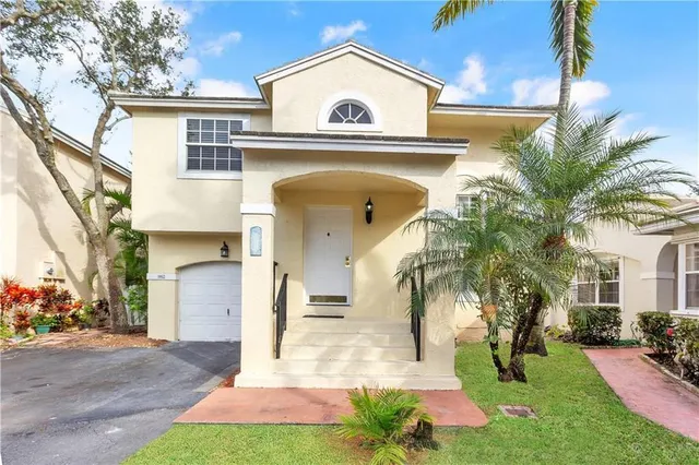 3-bedroom rental at 9812 NW 9th Court, Plantation