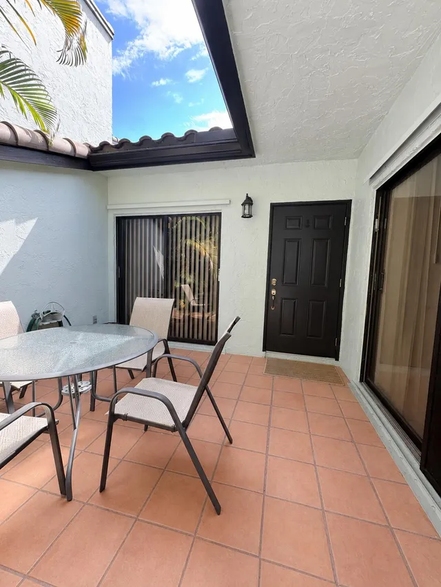 2-bedroom rental at 22274 PINEAPPLE WALK Drive #1, Boca Raton