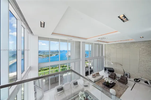5-bedroom home at 1040 Biscayne Boulevard #4403, Miami