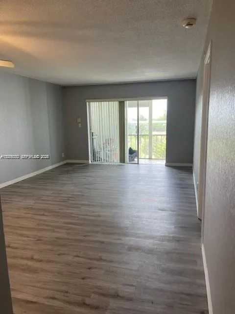 1-bedroom home at 950 Hillcrest Drive #506, Hollywood