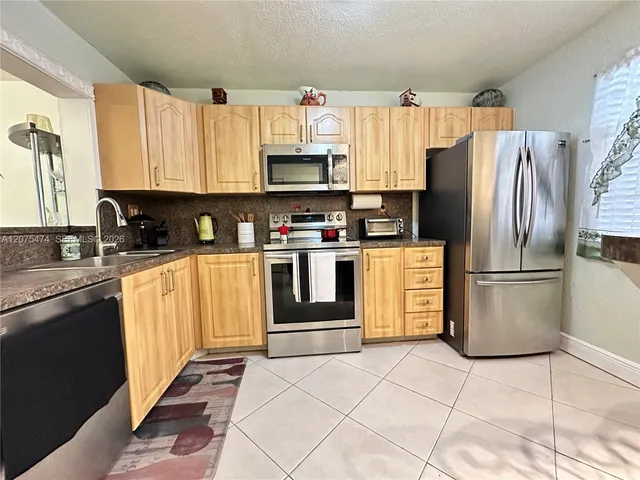 2-bedroom home at 3910 Inverrary Boulevard #202-B, Lauderhill