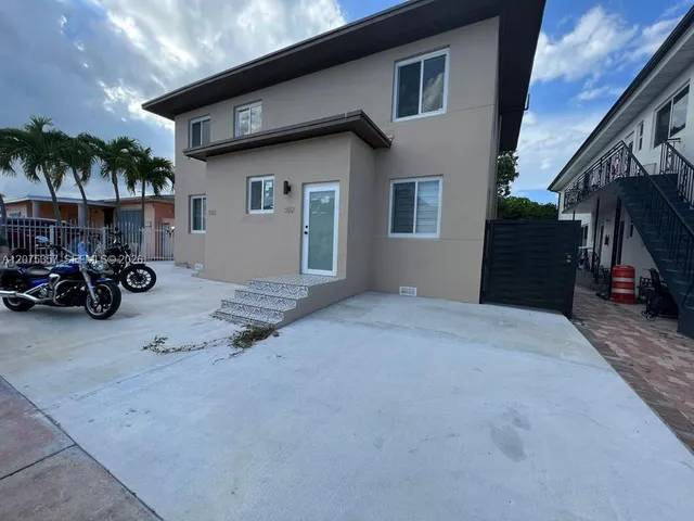 2-bedroom rental at 945 79th Terrace #101, Miami Beach