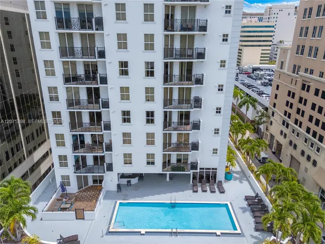 2-bedroom rental at 357 Almeria Avenue #1105, Coral Gables