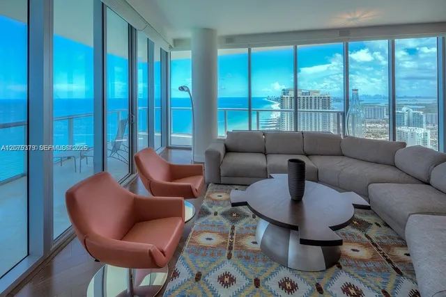 4-bedroom rental at 17001 Collins Avenue #4301, Sunny Isles Beach