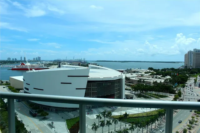 1-bedroom rental at 888 Biscayne Boulevard #1806, Miami