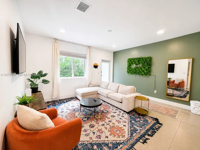 2-bedroom rental at 220 NW 47th Street #B, Miami