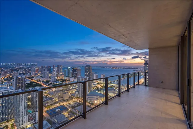2-bedroom rental at 20 NE 11th Street #6101, Miami