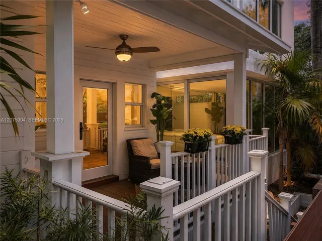 3-bedroom home at 234 Washington Avenue #A, Miami Beach