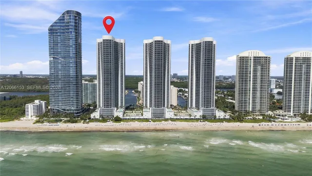 3-bedroom home at 15811 Collins Avenue #2802, Sunny Isles Beach
