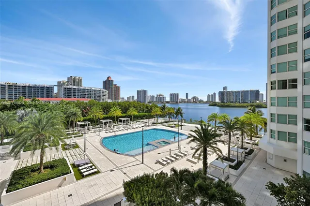 4-bedroom home at 3301 NE 183rd Street #509, Aventura