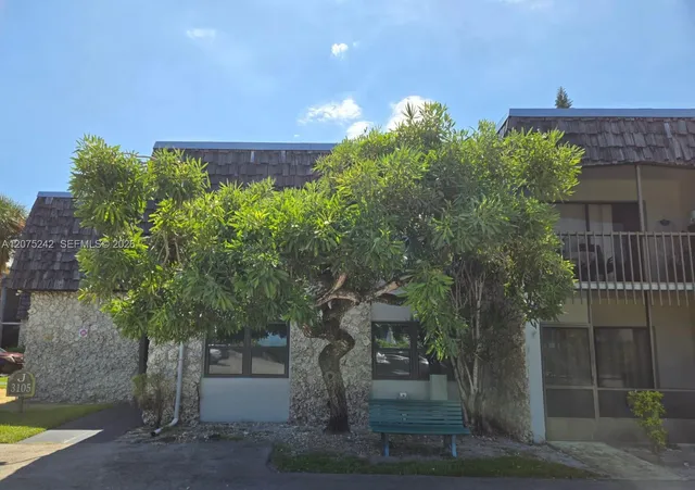 2-bedroom home at 3105 Oakland Shores Drive #J101, Oakland Park