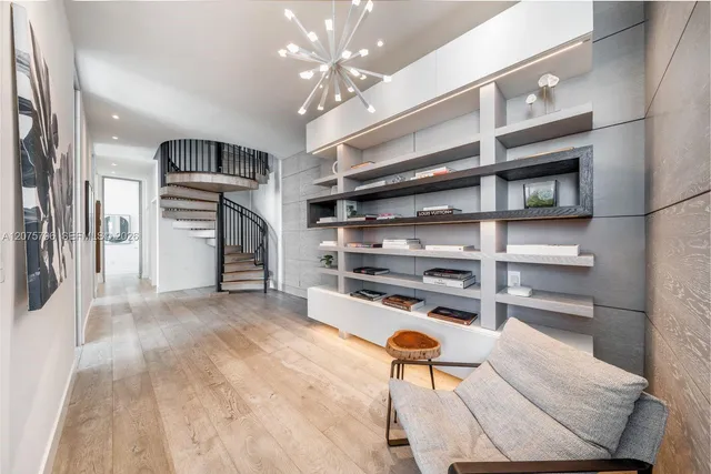 4-bedroom home at 1300 S Miami Avenue #UPH4, Miami