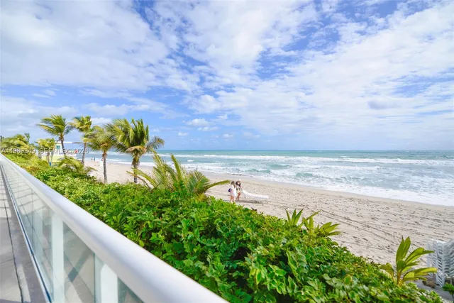 1-bedroom home at 2030 S Ocean Drive #1816, Hallandale Beach