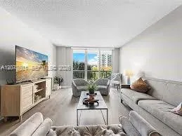1-bedroom rental at 19380 Collins Avenue #317, Sunny Isles Beach