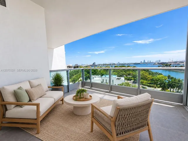 2-bedroom rental at 900 Biscayne Boulevard #902, Miami
