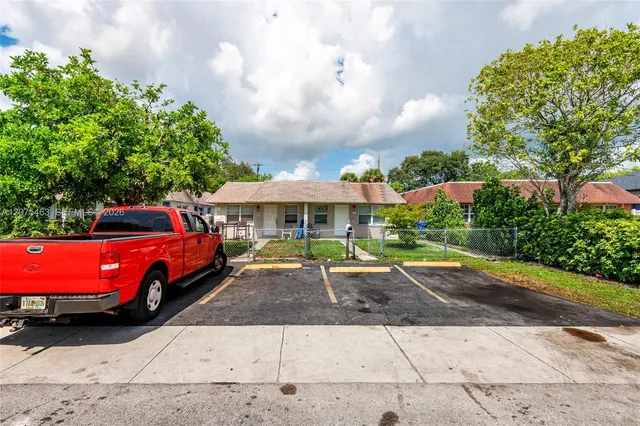3-bedroom rental at 1607 NW 8th Avenue #2, Fort Lauderdale