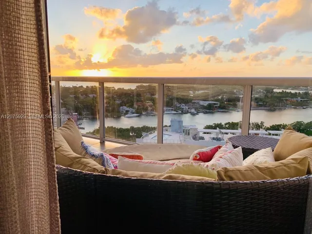 2-bedroom rental at 6301 Collins Avenue #1606, Miami Beach