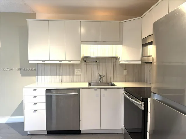 1-bedroom rental at 257 S Cypress Road #416, Pompano Beach