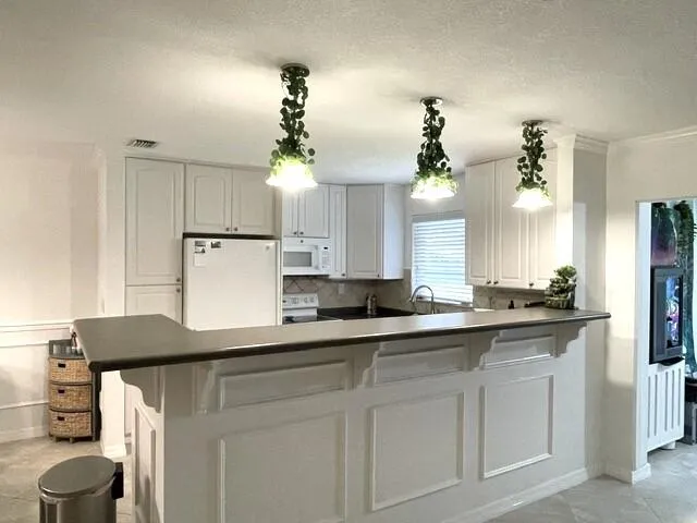 1-bedroom home at 1080 NORTH Drive #B, Delray Beach