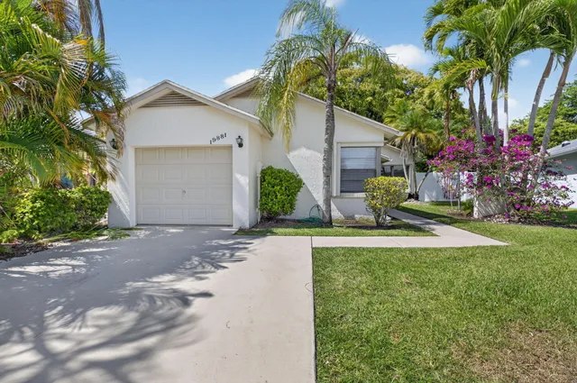 3-bedroom rental at 19881 VILLA MEDICI Place, Boca Raton