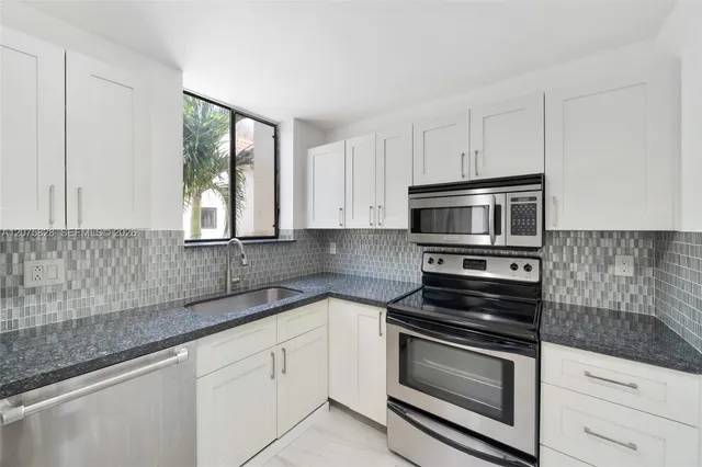 3-bedroom home at 1401 NE 9th Street #26, Fort Lauderdale