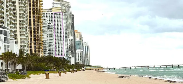 2-bedroom home at 16699 Collins Avenue #2701, Sunny Isles Beach