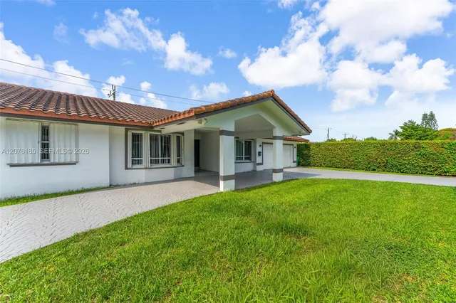 3-bedroom rental at 9835 SW 56th Street #0, Miami