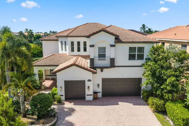 6-bedroom home at 8715 Cobblestone Point Circle, Boynton Beach
