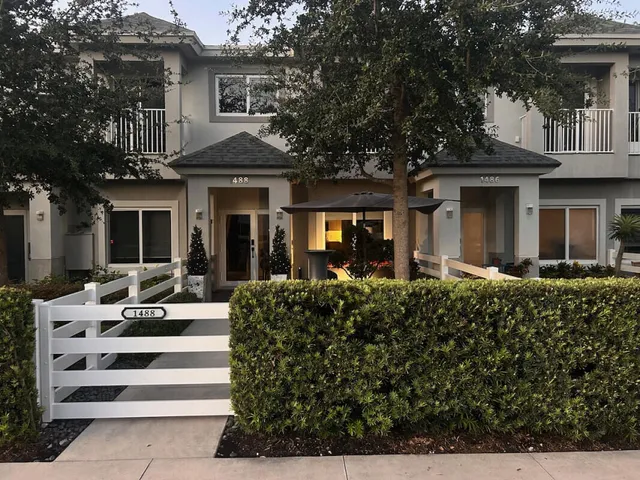 2-bedroom home at 1488 NE 34TH Street, Oakland Park