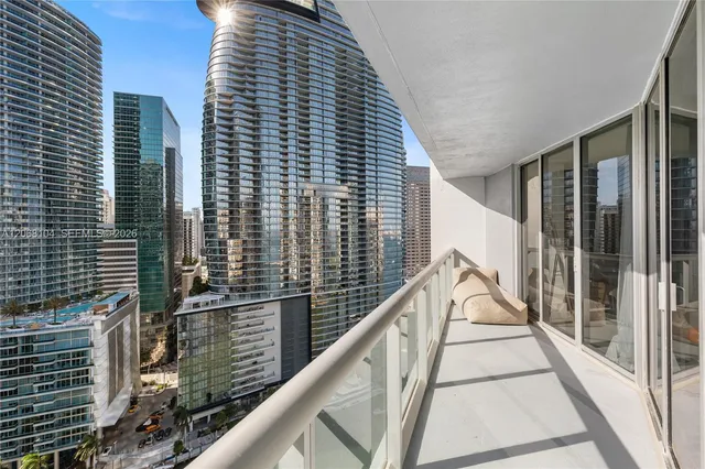 1-bedroom home at 465 Brickell Avenue #2504, Miami