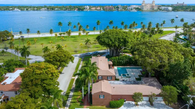 5-bedroom rental at 1125 N Flagler Drive, West Palm Beach